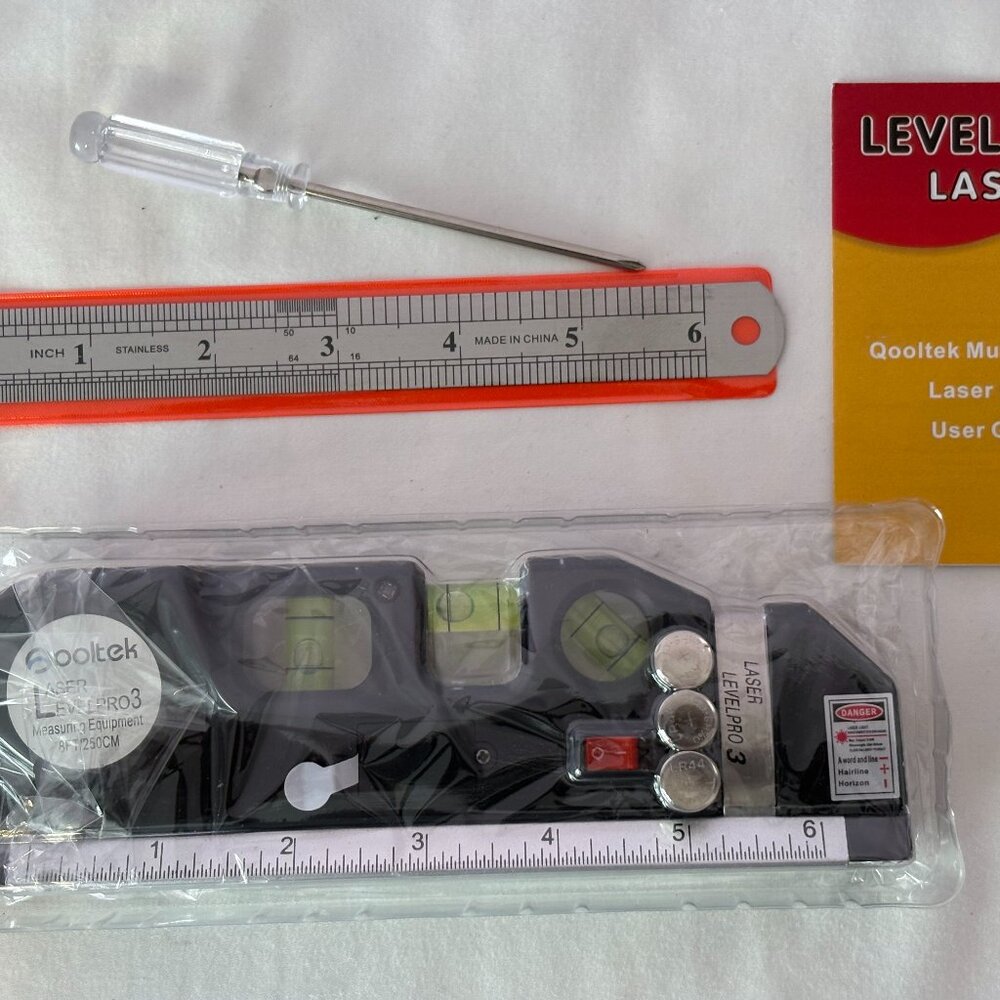 Qooltek Pro3 Multi-Purpose Laser Level - Picture 2 of 4